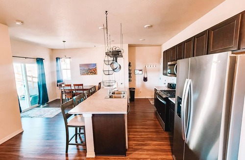 Colorado Springs House | Modern Retreat Near Everything! Off Powers Blvd & Barnes Rd