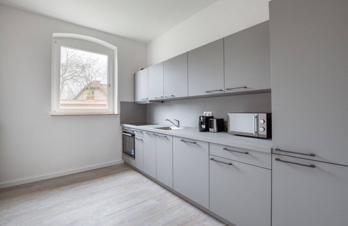 Zehlendorf Apartment | Modern Steglitz 1BR, Fully Furnished & Equipped, by Blueground