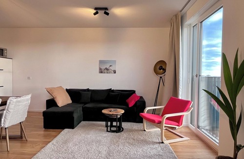 Schoenefeld Apartment | Modern Studio near Airport