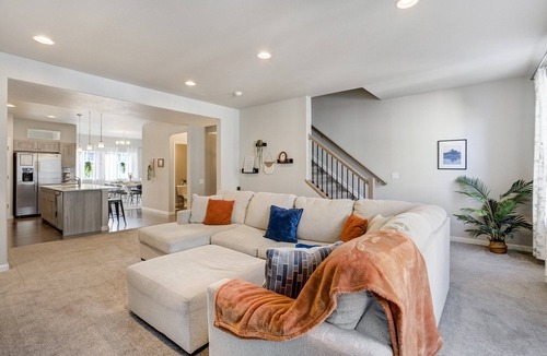 Colorado Springs House | Modern Townhome | Prime Location | Pup Friendly