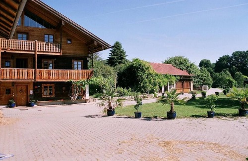 Egglham Apartment | Modern vacation apartment Wolke 2 with waterbed