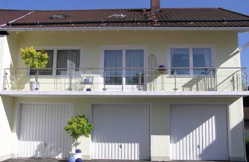 Lam Apartment | Moderne Fewo mit geräumigen Sonnenbalkon und Sauna im Hau