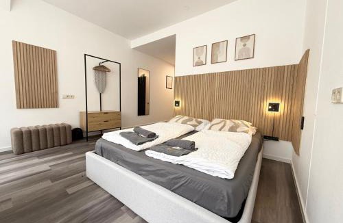 Rathaus Apartment | Moderne Studio Wohnung in Stuttgart-Zentrum