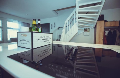 Kuopio Apartment | Moderni kahden makuuhuoneen rivitaloasunto