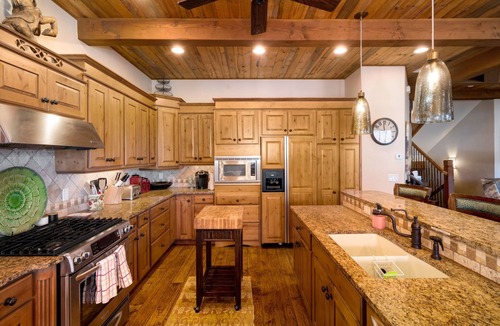 Steamboat Springs House | Moose Peak, AC! Deck with Grill, Entertainment Room with Games, 1 Car Garage