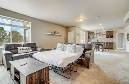 Woodmoor Villa | Mountain Breeze! Fire Pit, Air Hockey & Views!