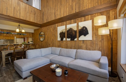 Fraser Condo | Mountain Serenity: Pool & Biking Adventure