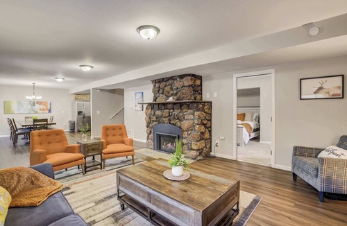 Cascade Apartment | Mountain Villa! Scenic Getaway with Hot Tub