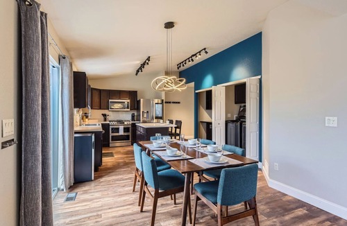 Roxborough House | Mountain Views! 3 bedroom close to Lockheed Martin