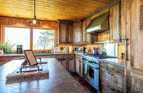 Nederland House | Mountain Vista Retreat with Hot Tub and Sauna