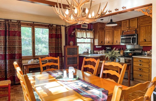 Cascade-Chipita Park Cabin | Mountainside Cabin Peaceful Near hiking trailsn