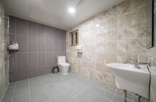 Mungyeong Hotel | Mungyeong Hotel W