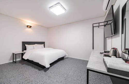 Mungyeong Hotel | Mungyeong Hotel W