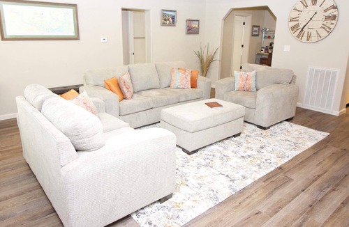 Grand Junction House | Mustang Ridge 2 bed 1 bath sleeps 6