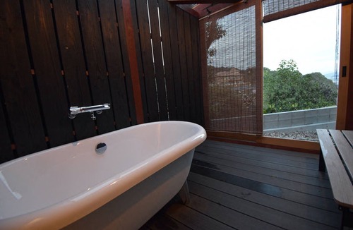 Miyanoura Hotel | MY LODGE Naoshima