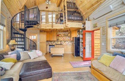 Hartsel Cabin | 'Mystic Treehouse' on 35 Acres Near Hartsel