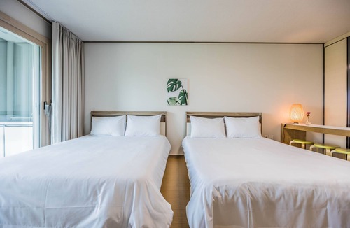 Aewol House | Nadia Pension