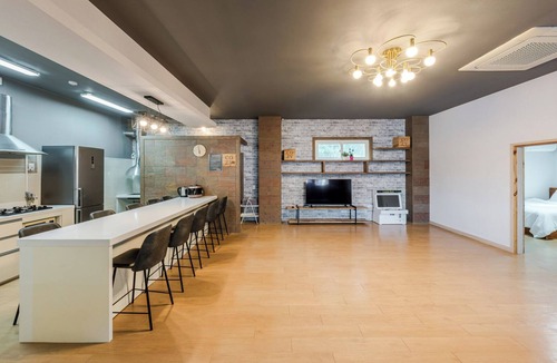 Namyangju House | Namyangju Cozy Hill Spa Pension