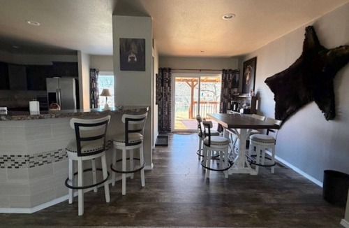 Navajo Dam House | Navajo Dam Cabin, River Front, Fully Equipped "Bear Cabin" Sleeps 1 - 6 guests