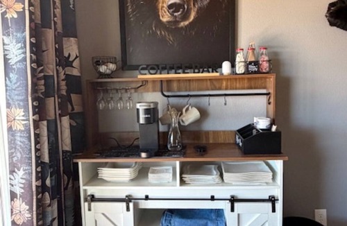 Navajo Dam House | Navajo Dam Cabin, River Front, Fully Equipped "Bear Cabin" Sleeps 1 - 6 guests