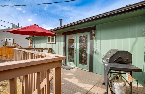 Kittredge Condo | Near Red Rocks, Hiking & Skiing: Kittredge Condo!