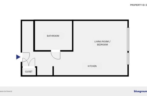 River North Art District Apartment | Neat RiNo Studio w/ Gym, Roof Deck, in Brewery District, by Blueground