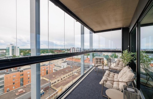 Oulu Apartment | New 12th Floor 2BR Apt - Stunning Skyline Views