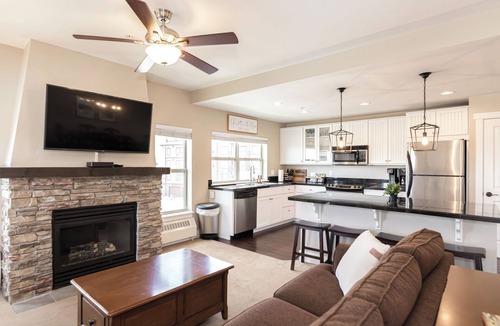 Silvercreek Condo | New! Base Camp Chalet, Oversized 2Bdr 2Ba ski-in ski-out