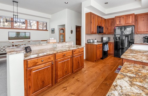 Vail House | New! East Vail Home | Vail Village On Bus Loop | 4 Masters | VIEWS!