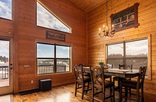 Pagosa Highlands Cabin | New Hot Tub! New Rental!, Sauna, Close to Lake Hatcher, Wonderful Views!