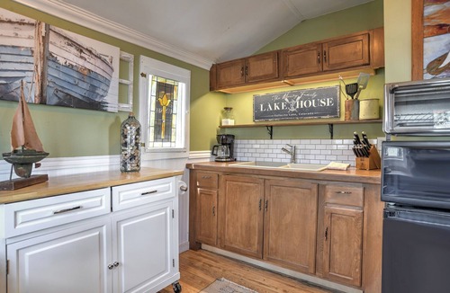 Bayfield Cabin | New Listing! Dog-Friendly Lake Cabin with Stunning Views, Deck, Grill
