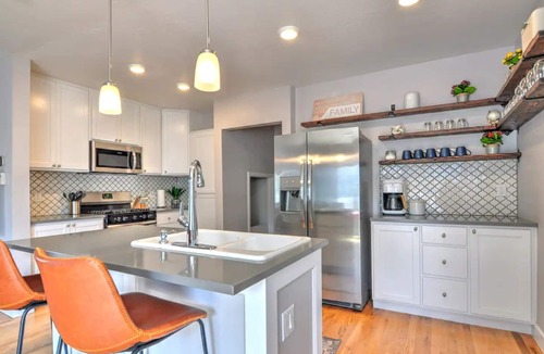 Grand Junction House | *New Listing* Downtown GJ Home w/Outdoor Oasis & Hot Tub