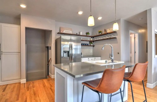 Grand Junction House | *New Listing* Downtown GJ Home w/Outdoor Oasis & Hot Tub