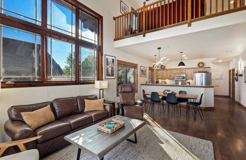 Pagosa Springs House | New Listing! Front-Row Views of Pagosa Peak | Walk to Uptown Shops
