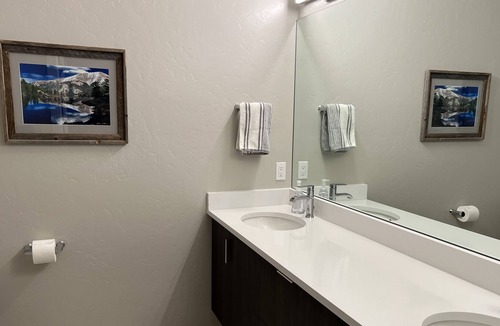 Willow Grove Condo | NEW Luxury 2 Bed 2 Bath Condo