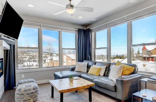 Rendezvous House | New Luxury Mountain Chalet 9 With Great Views - $500 FREE Activities & Equipment Rentals Daily