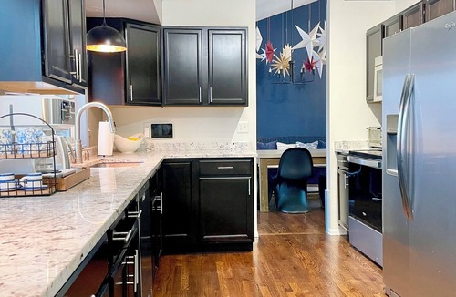 Briargate House | New! Private Home, Mountain Views, Hot Tub, AC, Dog Friendly, Trails, Backyard