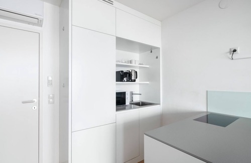 Mariahilf Apartment | New Reno Innere Stadt 1BR w/Balcony & Elevator, nr Metro, by Blueground