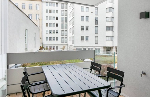 Mariahilf Apartment | New Reno Innere Stadt 1BR w/Balcony & Elevator, nr Metro, by Blueground