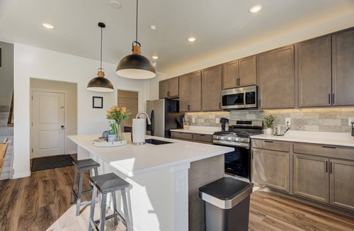 Colorado Springs House | New Spacious and Luxurious Home