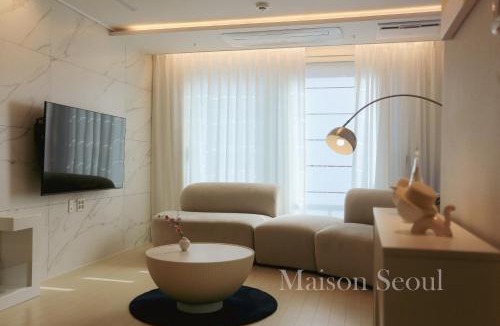 Mapo Apartment | Newly Built Premium Home Near Hongdae and Mangwon Market with Elevator and Two Bathrooms