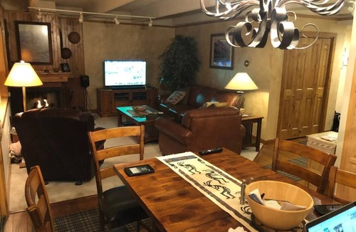 East Village at Copper Condo | Newly Remodeled 2Bd, 2Ba/Steps From The Super B-lift/ski rental/restaurant/bus