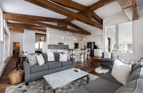 Vail Condo | Newly Renovated 4 Bedroom/3 Bathroom Luxury Penthouse in Vail Village