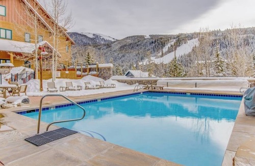 River Run Condo | Newly renovated mountain escape with pool, hot tub, WiFi & easy slope access