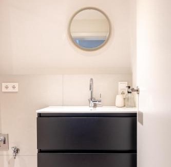 Ravensburg Apartment | NH22 Apartments