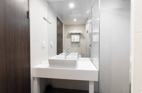 Yeongdo Hotel | North Harbor Hotel Busan