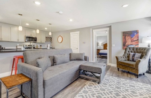 Colorado Springs Condo | OCC Retreat! Mtn Views AC Private Garage A+ Spot