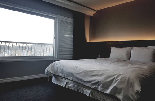Dong-gu Hotel | Ocean View Hotel