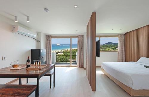 Goseong-gun Resort | Ocean2YouResort SokchoSeorakBeach Hotel&Condo
