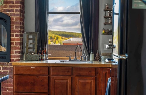 Leadville Condo | Old St. Vincent's 303 — Sauna | 14ft Loft | Mtn Views | Walk Downtown